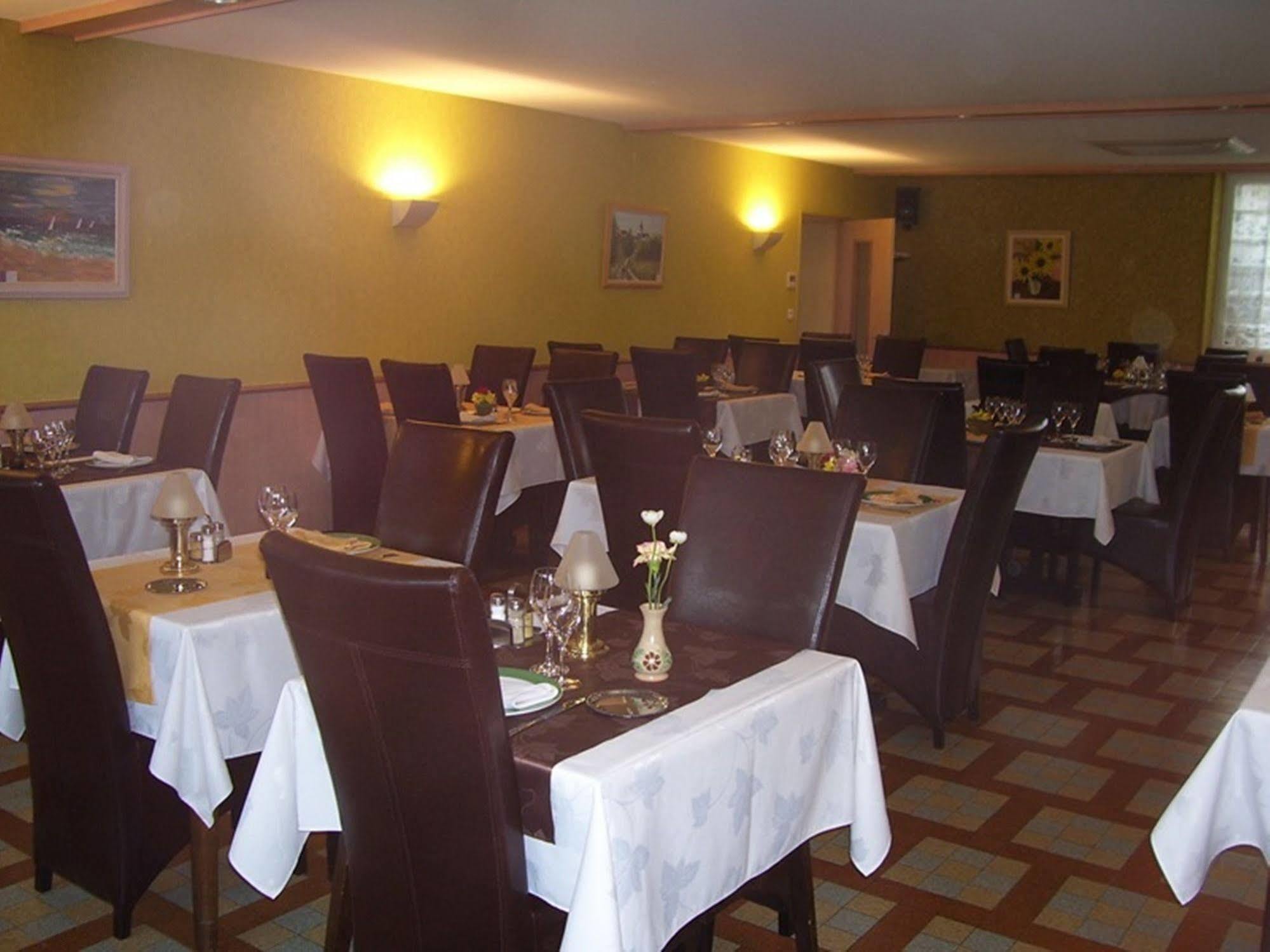 Hotel De L'Agriculture Decize Exterior photo